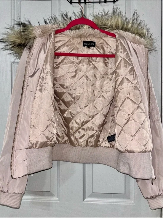 New Look Faux Fur Hood Bomber Jacket L Fits M Blush GorpCore Coat Y2K Beige - Picture 7 of 13